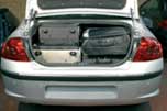 Peugeot 407 coupe luggage area