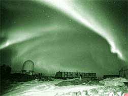 Aurora Australis above Dumont d'Urville