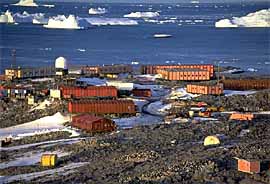 Base at Dumont d'Urville