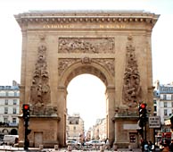 View of Porte de Saint-Denis from rue du faubourg St-Denis.